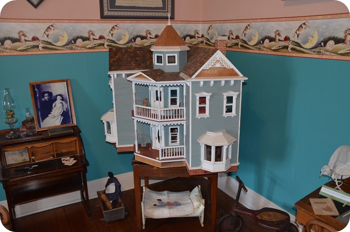 Beautiful dollhouse