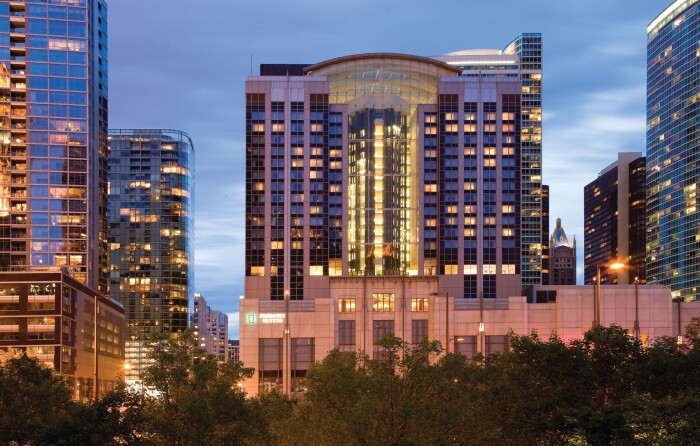 Font of the Embassy Suites Chicago Downtown Magnificent Mile